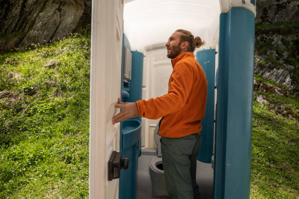 Best Portable bathroom rental  in Oak View, CA
